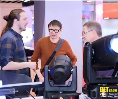 전시회에 참석하는 무대 조명 구매자로서 당신의 기대는 무엇입니까?